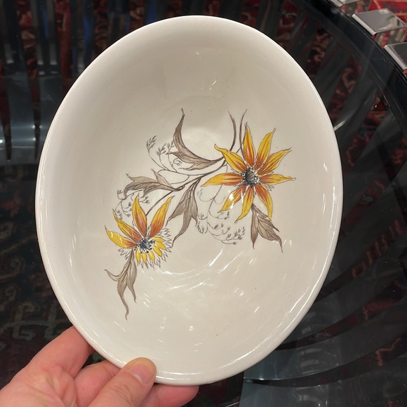 Brown Eyed Susan Oval Serving Dish - Picture 2 of 6